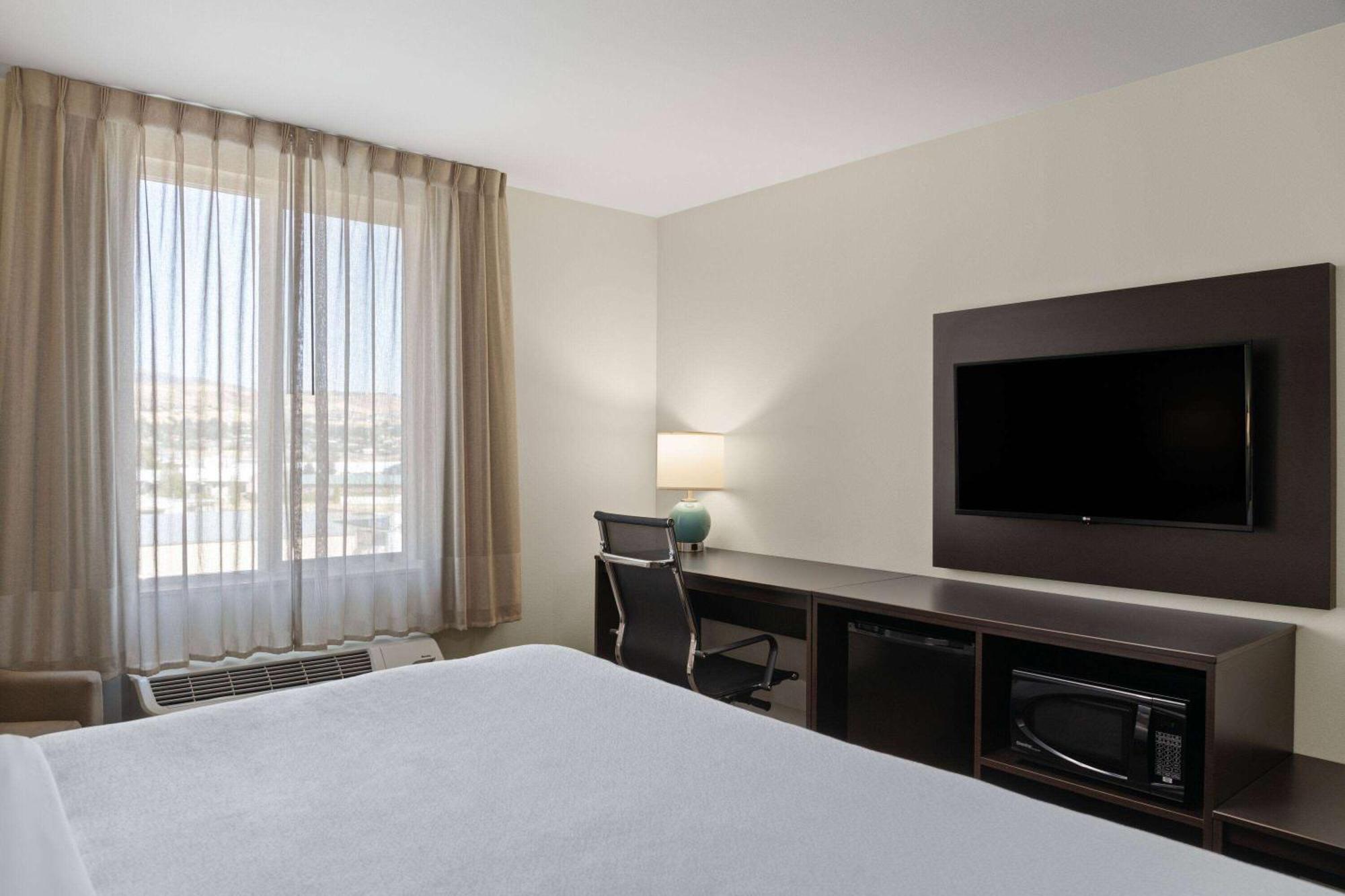 La Quinta Inn & Suites By Wyndham Wenatchee Εξωτερικό φωτογραφία