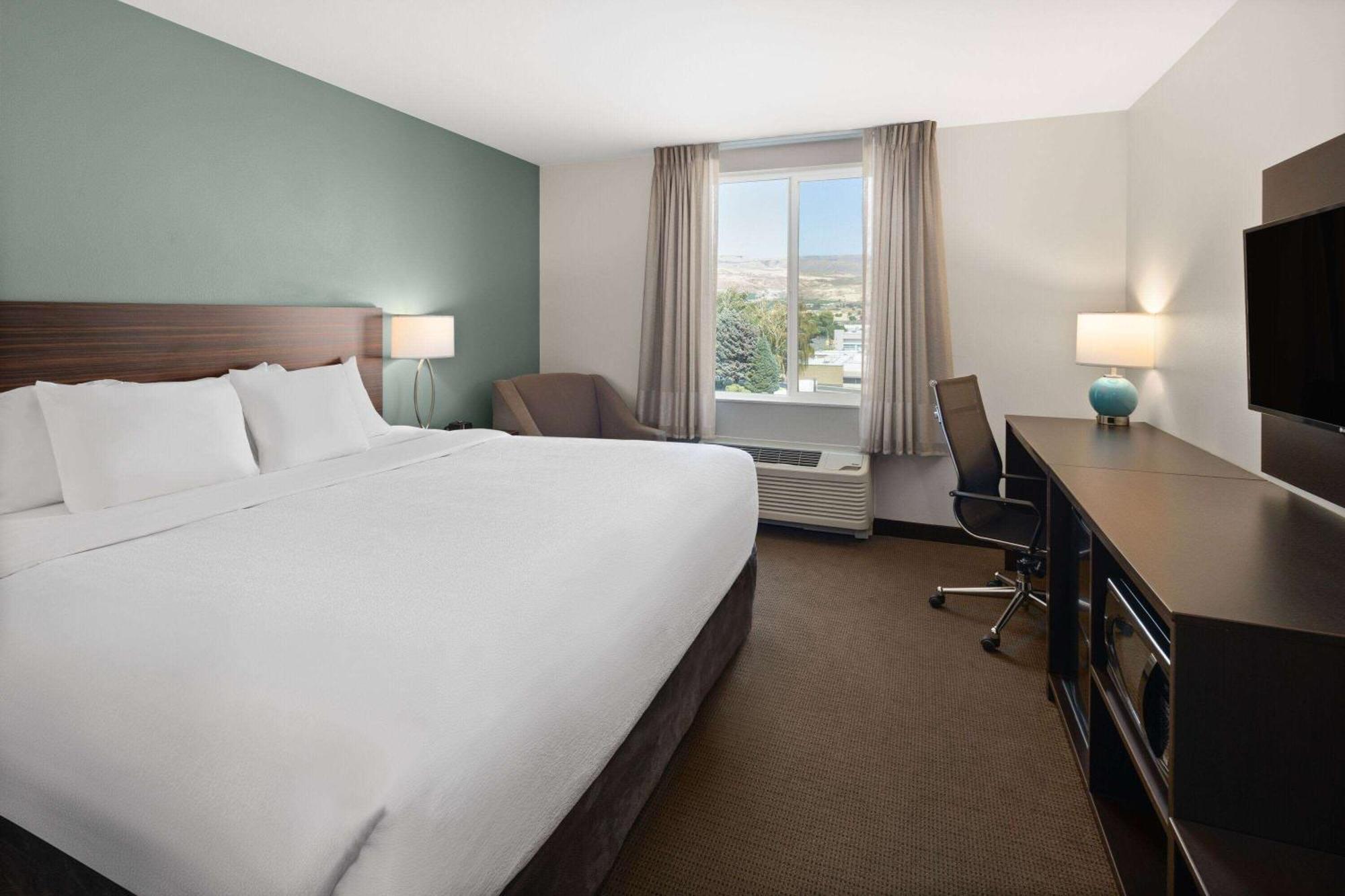 La Quinta Inn & Suites By Wyndham Wenatchee Εξωτερικό φωτογραφία