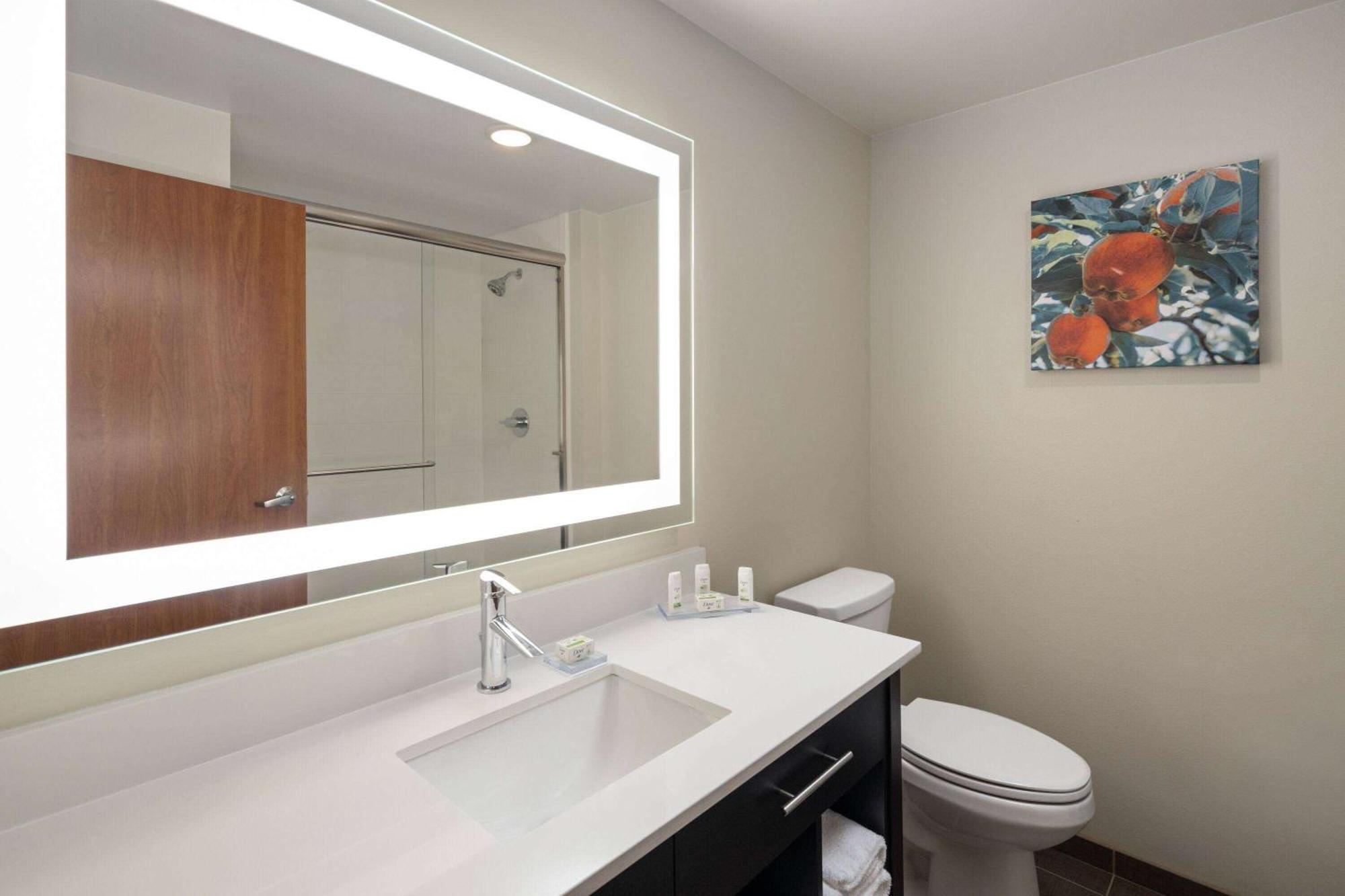 La Quinta Inn & Suites By Wyndham Wenatchee Εξωτερικό φωτογραφία