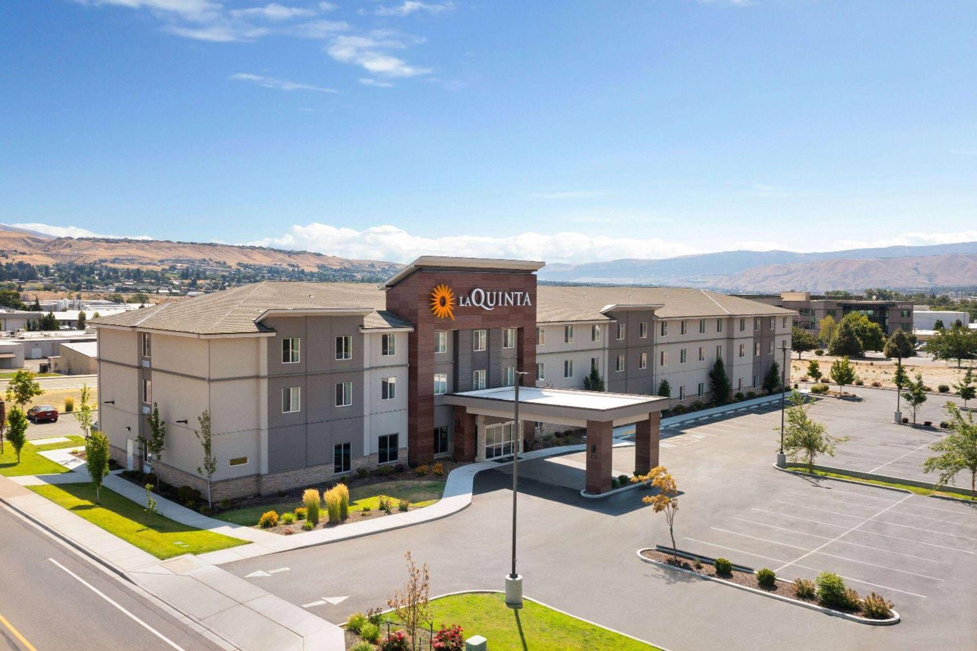 La Quinta Inn & Suites By Wyndham Wenatchee Εξωτερικό φωτογραφία